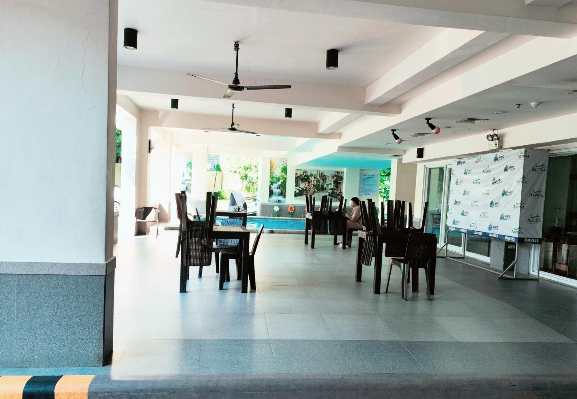 Paradise Realm Condotel Paranaque City Exterior photo
